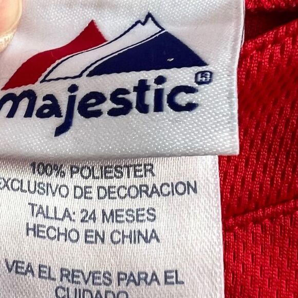 MLB Philadelphia Phillies Red Majestic Bodysuit/Vest 24 months - Picture 4 of 4